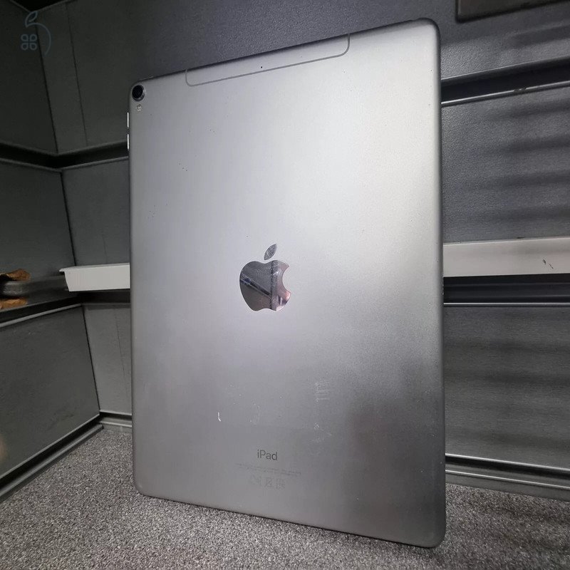 Apple iPad Pro 2nd Gen. 64GB, Wi-Fi + Cellular 10.5 Silver