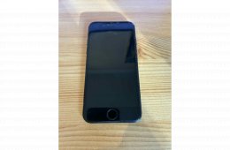 Iphone 2020 SE 64 GB (Fülhallgató + 3 tok benne van az árban!)