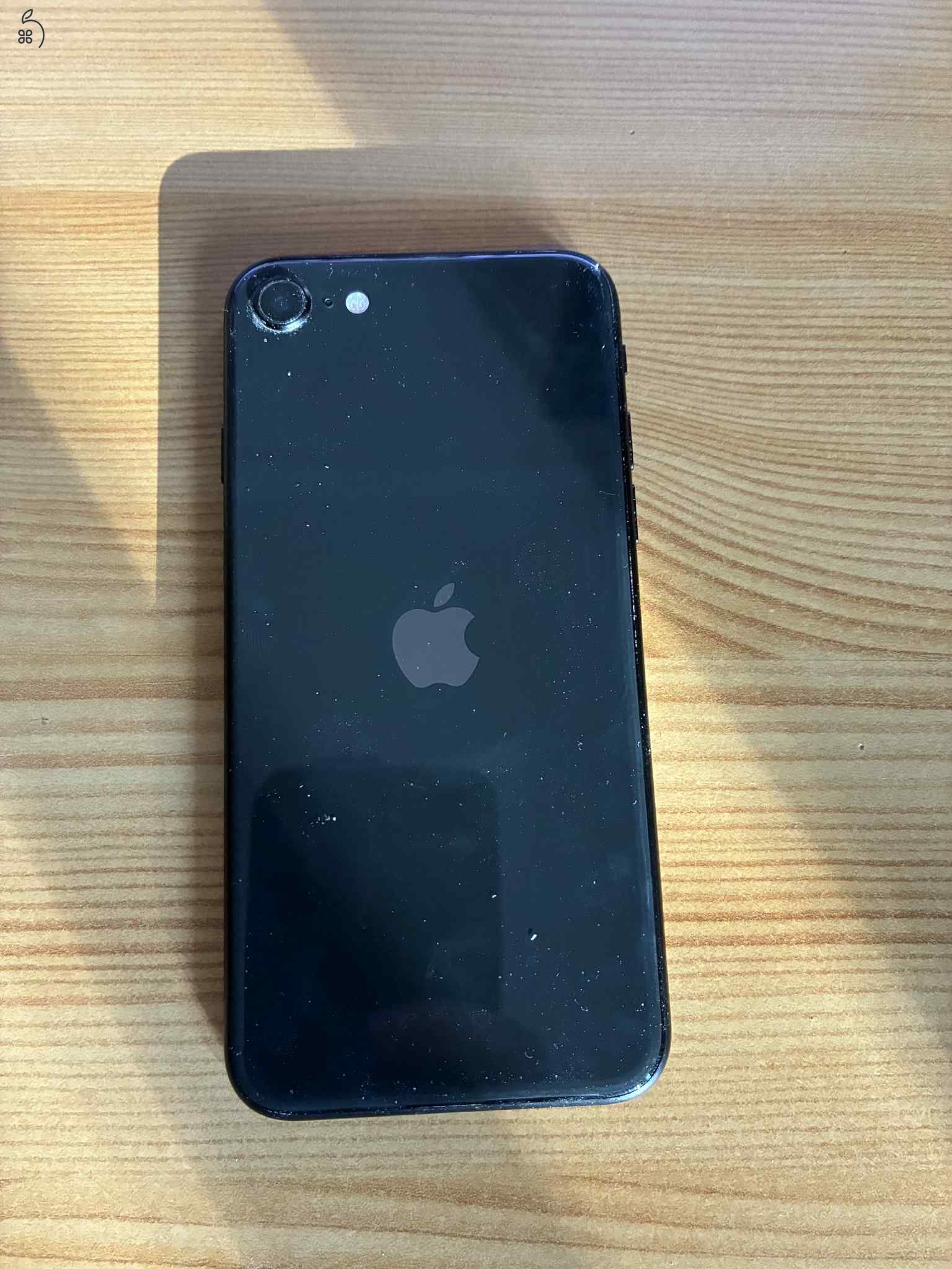 Iphone 2020 SE 64 GB (Fülhallgató + 3 tok benne van az árban!)