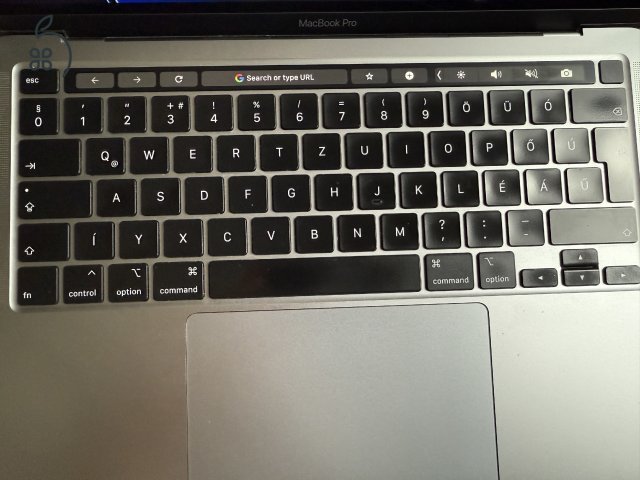 MacBook Pro (A2289) 2020, 512 GB‑os SSD (Új akksival)