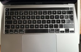 MacBook Pro (A2289) 2020, 512 GB‑os SSD (Új akksival)