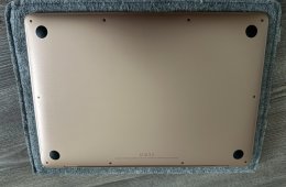 2020 Apple Macbook Air M1 256GB 