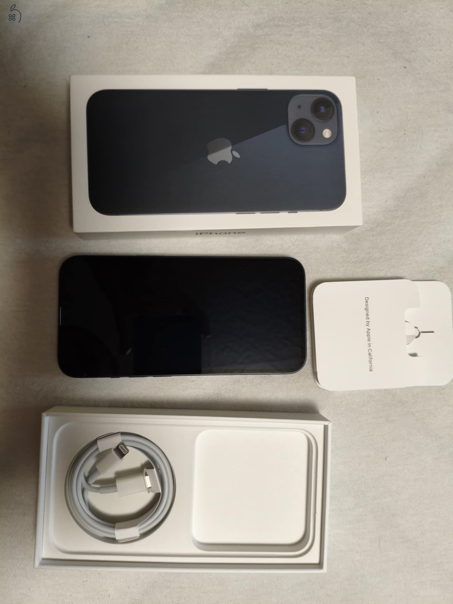 Apple iphone 13 128GB Mobiltelefon ( Black )(Kártyafüggetlen)