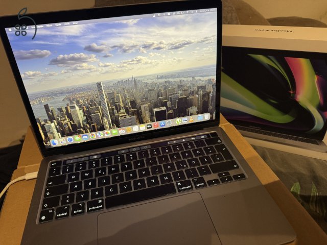 Eladó! Apple MacBook Pro 13,3