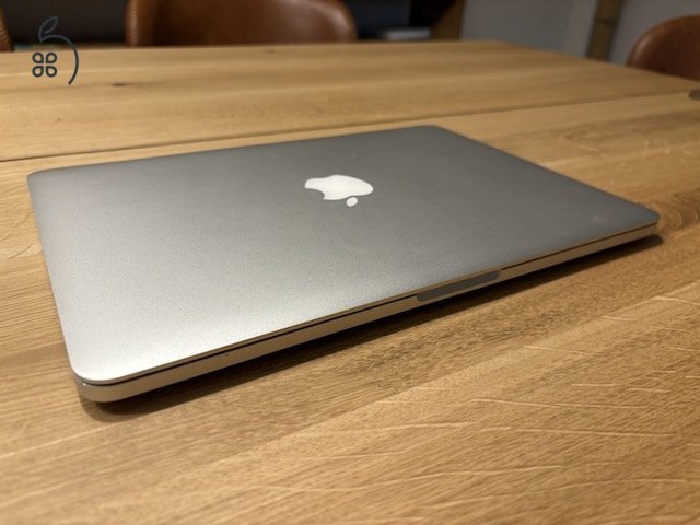 Retina Macbook Pro 13 (i7)  2015 Early - Használt, szép állapot- 512GB SSD, 16GB RAM
