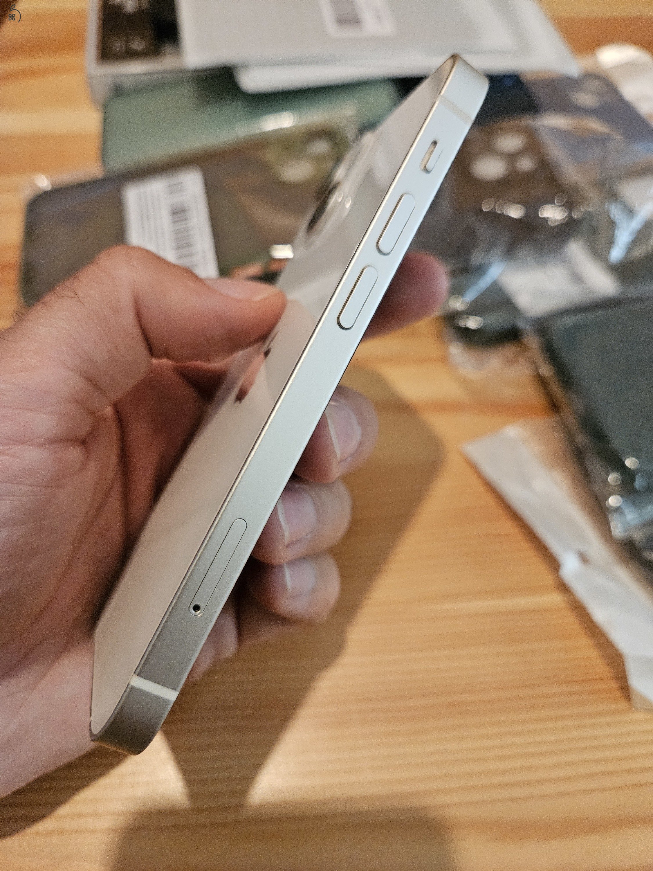 iPhone 13 mini 128 GB Starlight független