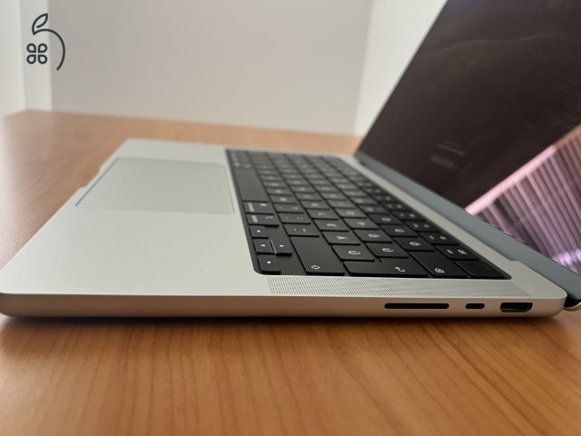 MacBook Pro 14