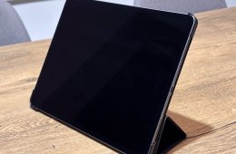 IPad Air 13-inch ( M2 ) Wi-Fi + Cellular 128GB Akku 100% 