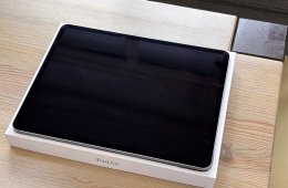 IPad Air 13-inch ( M2 ) Wi-Fi + Cellular 128GB Akku 100% 
