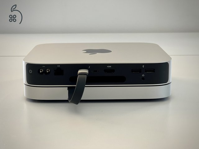 Mac Mini M1 + Satechi Stand & Hub