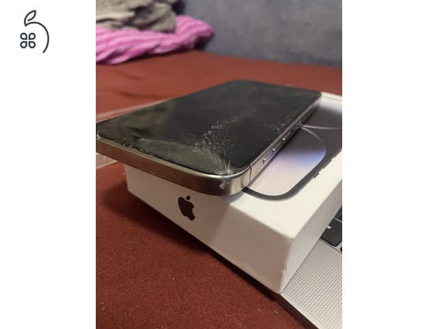 Hibás!! Iphone 15 Pro Max.