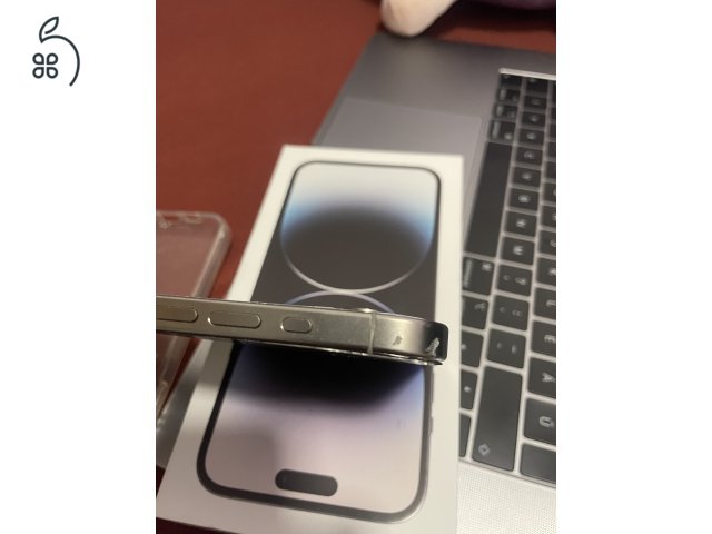 Hibás!! Iphone 15 Pro Max.