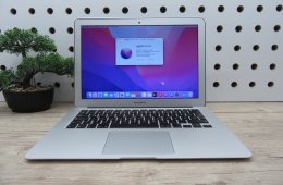 Apple Macbook Air 13 - 2015 - Használt, szép állapot - 44 töltési cikus