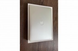 MacBook Pro szép állapotban, dobozával töltővel eladó