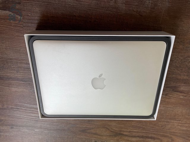 MacBook Pro szép állapotban, dobozával töltővel eladó