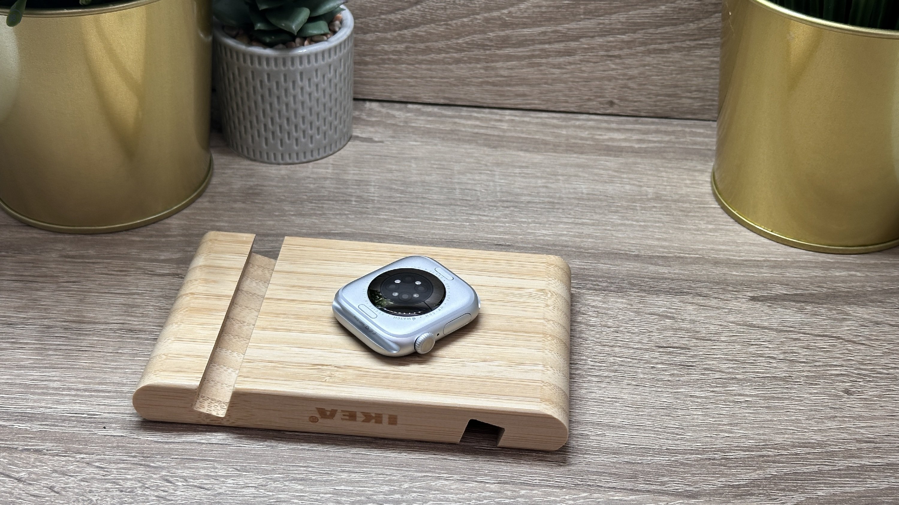 Apple Watch Series 10, Fehér, 42 mm 
