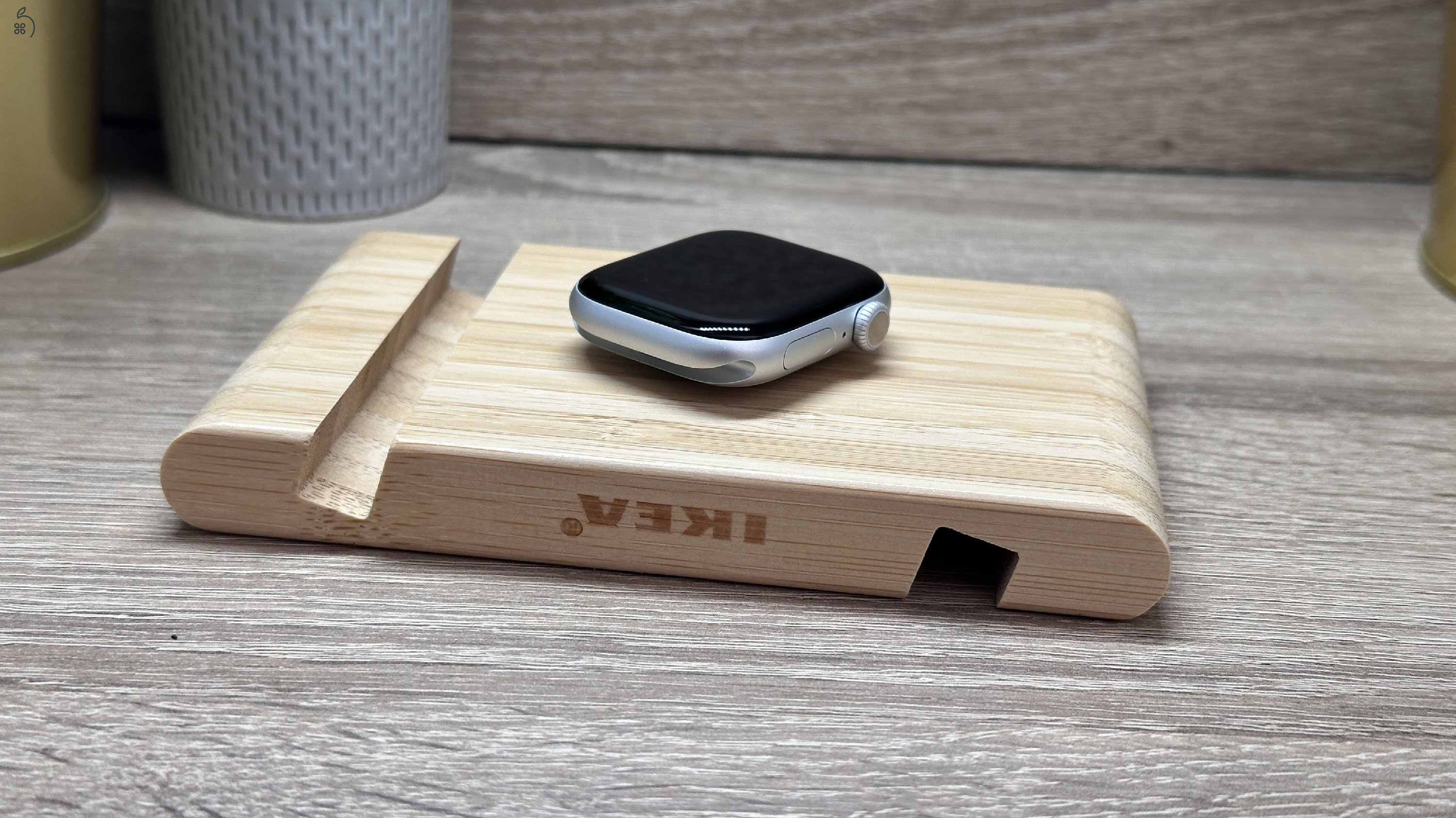 Apple Watch Series 10, Fehér, 42 mm 