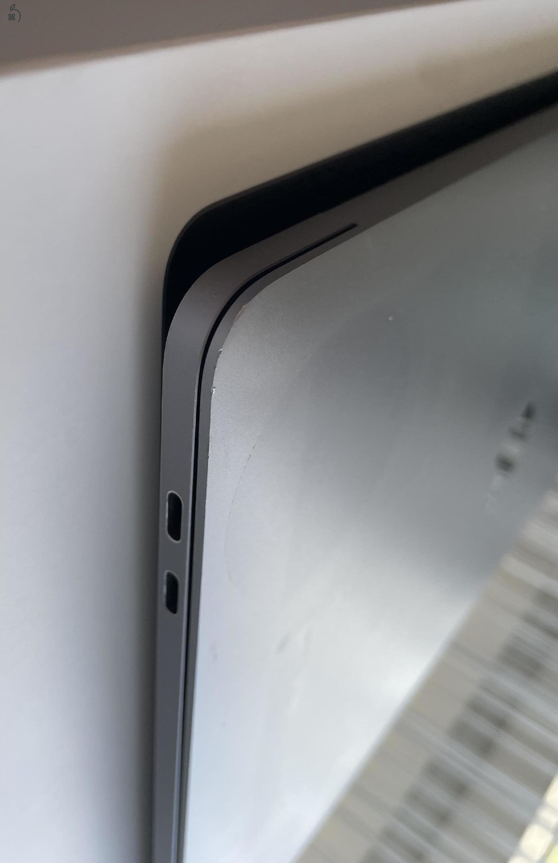 Eladó MacBook Pro 13” – Apple M1 (2020) – 8 GB / 256 GB – Dobozos, töltővel!