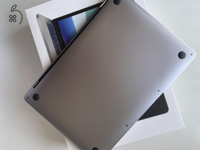 Eladó MacBook Pro 13” – Apple M1 (2020) – 8 GB / 256 GB – Dobozos, töltővel!