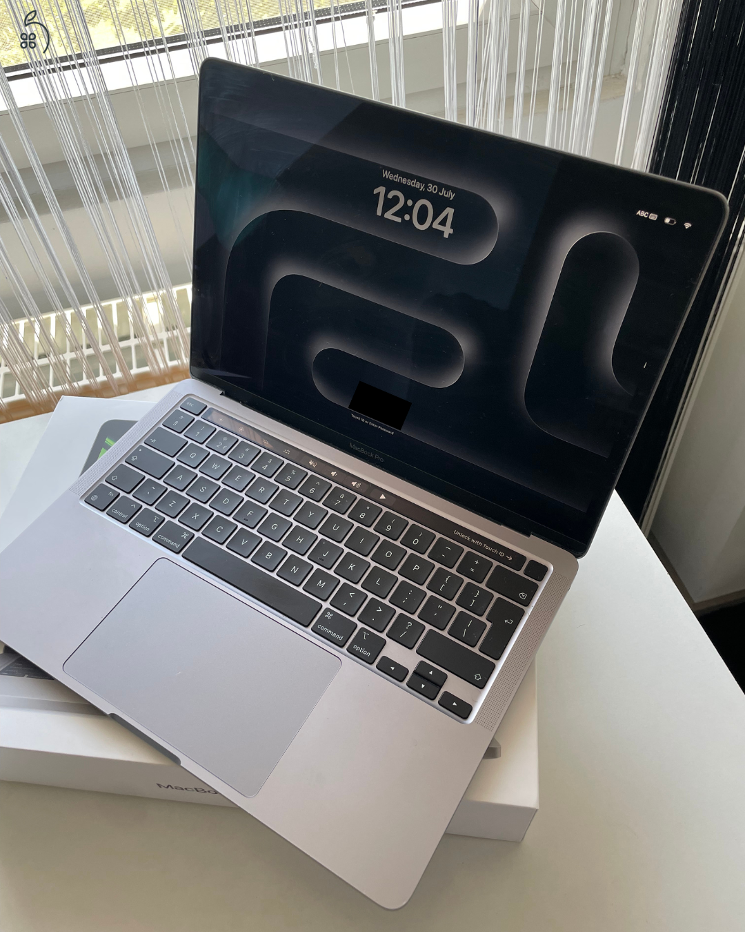 Eladó MacBook Pro 13” – Apple M1 (2020) – 8 GB / 256 GB – Dobozos, töltővel!