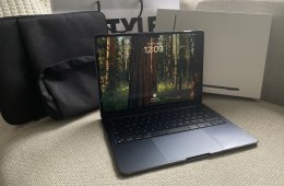 Macbook Air 13,6