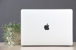 Apple Macbook Pro 13