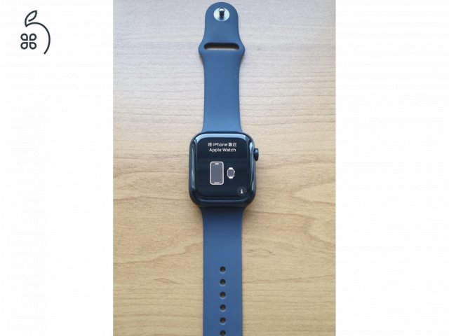 Apple Watch Series 9 GPS 45mm Midnight S/M sportszíj- Garancia!