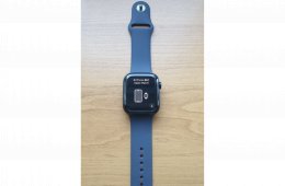 Apple Watch Series 9 GPS 45mm Midnight S/M sportszíj- Garancia!