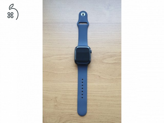 Apple Watch Series 9 GPS 45mm Midnight S/M sportszíj- Garancia!