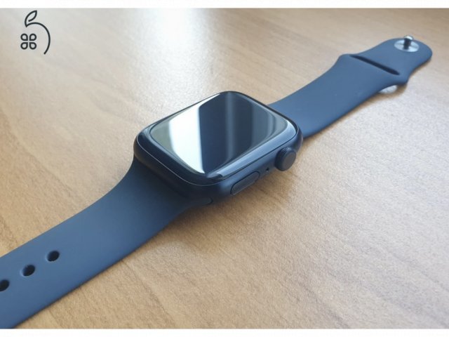 Apple Watch Series 9 GPS 45mm Midnight S/M sportszíj- Garancia!