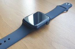 Apple Watch Series 9 GPS 45mm Midnight S/M sportszíj- Garancia!