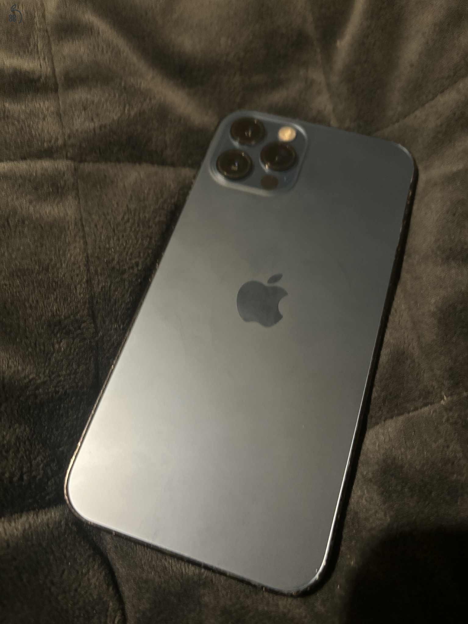 Iphone 12 pro, új elő és hátlappal