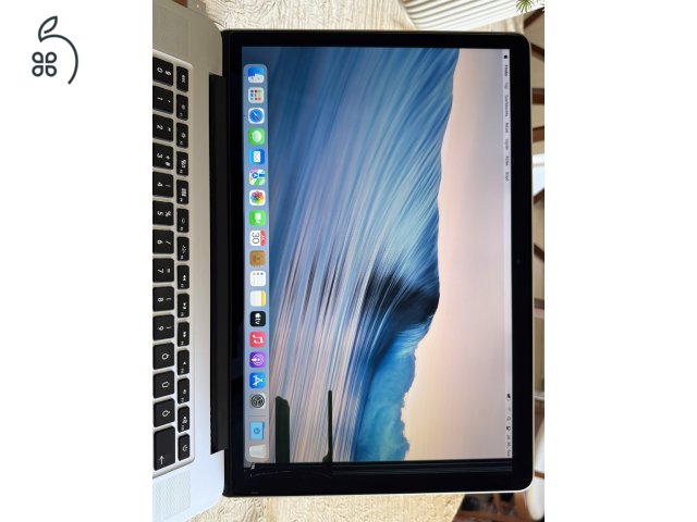 MacBook Pro 2015 mid 15-inch Retina 512 GB 16 GB i7