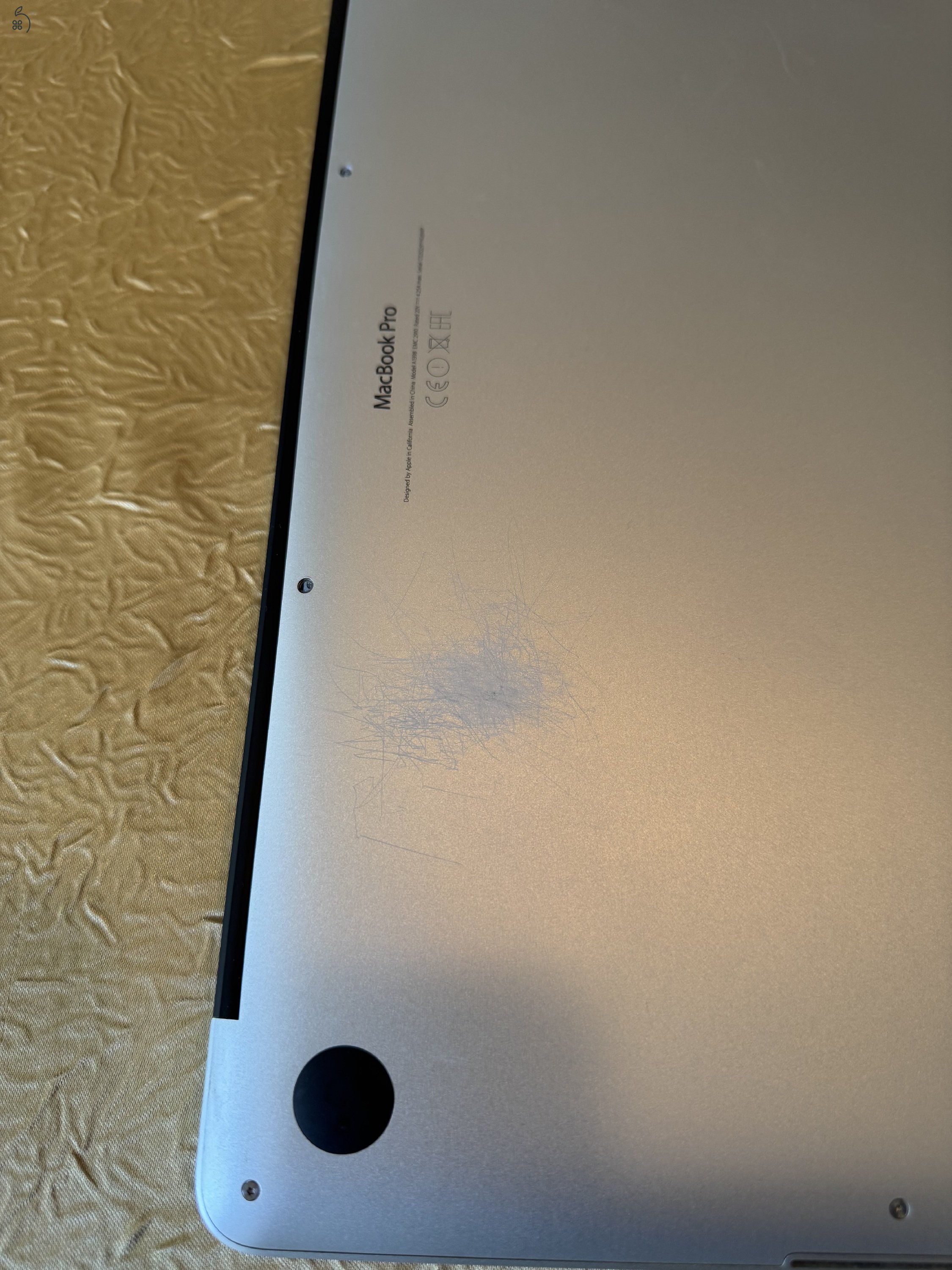 MacBook Pro 2015 mid 15-inch Retina 512 GB 16 GB i7