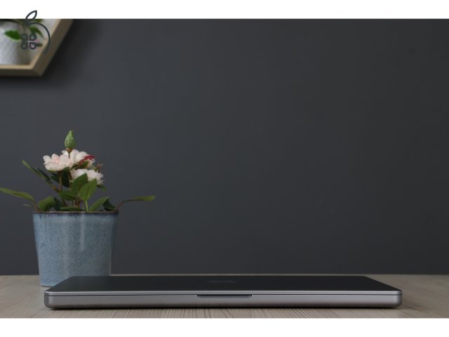 Apple Macbook Pro 16