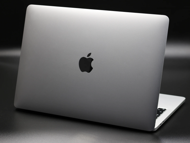 Apple Macbook PRO 2020 M1 256 GB akku - 12 HÓ GARANCIA