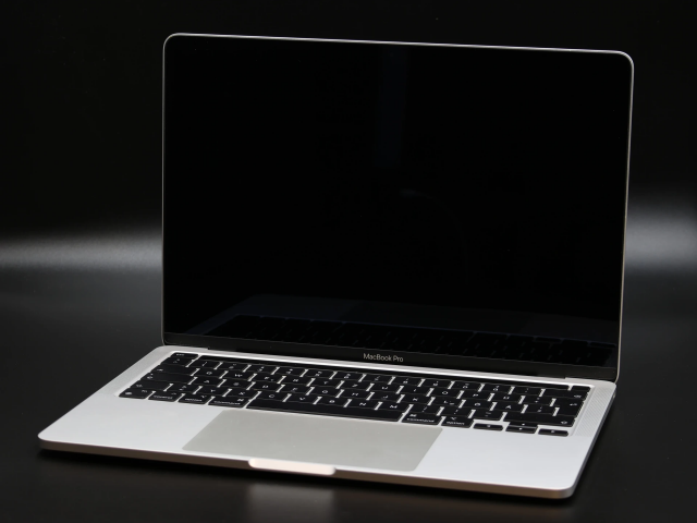 Apple MacBook Pro 13″ 2020 M1 256 GB Space Gray akku - 12 HÓ GARANCIA