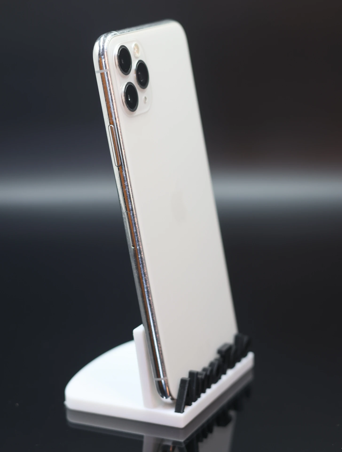 Apple iPhone 11 Pro Max 64 GB Silver 100% akku - 12 HÓ GARANCIA