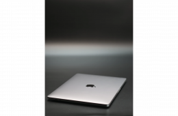 Apple MacBook Pro 13″ Touch Bar 2020 M1 256 GB Space Gray akku - 12 HÓ GARANCIA