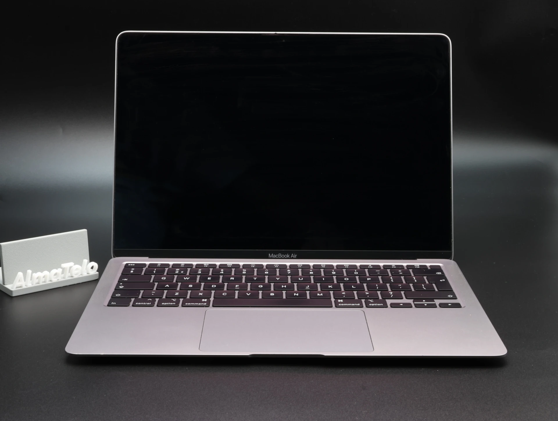 Apple Macbook AIR 2020 i5 256 GB Space Gray akku - 12 HÓ GARANCIA