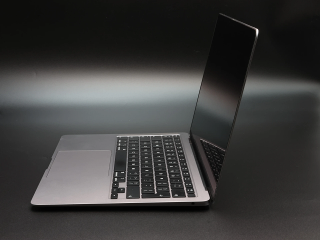 Apple Macbook AIR 2020 i5 256 GB Space Gray akku - 12 HÓ GARANCIA