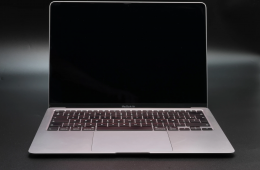 Apple Macbook AIR 2020 i5 256 GB Space Gray akku - 12 HÓ GARANCIA