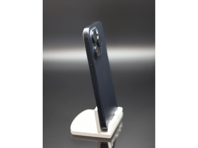 Apple iPhone 15 Pro 128 GB Blue Titanium 91% akku - 12 HÓ GARANCIA