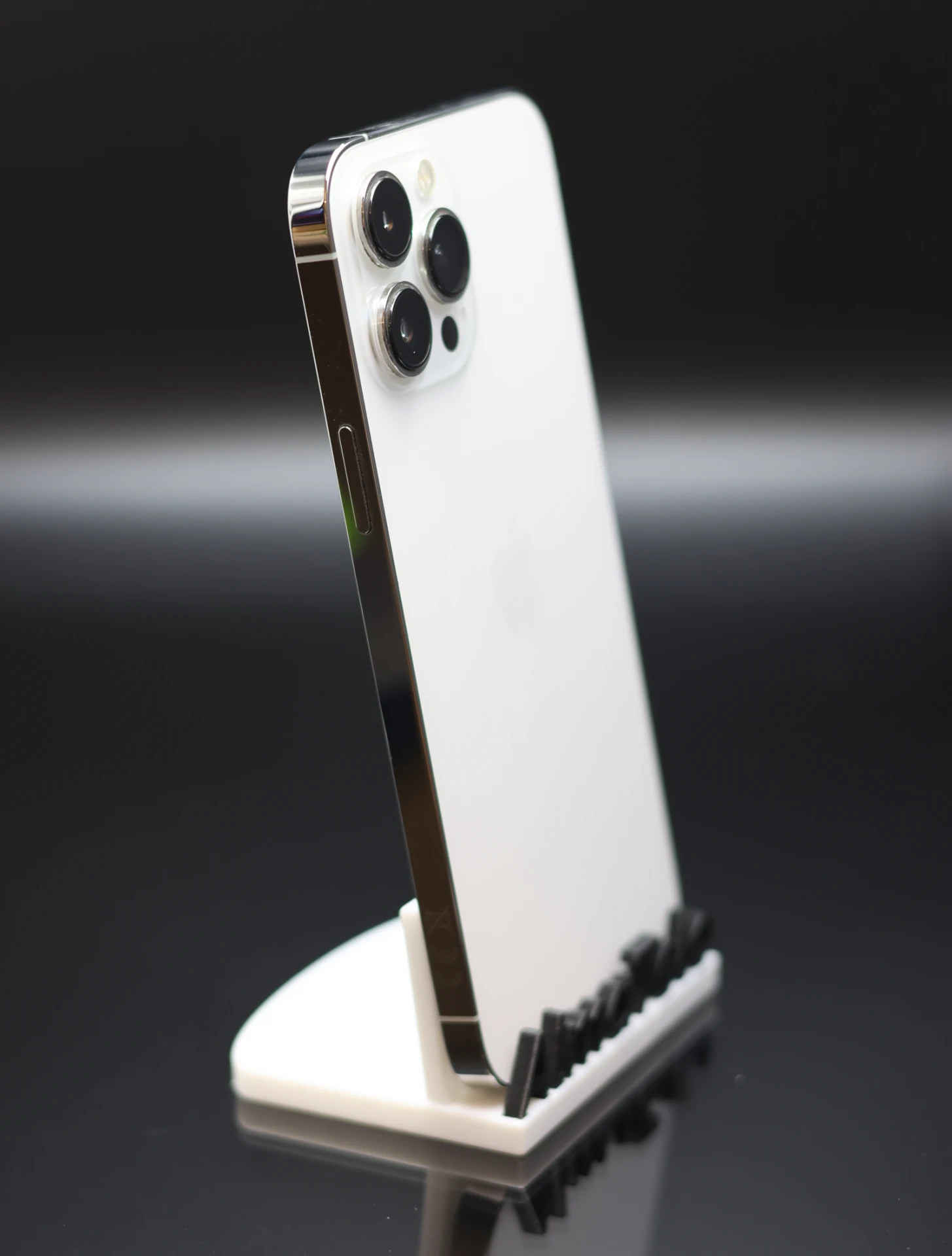 Apple iPhone 13 Pro Max 128 GB Silver 100% akku - 12 HÓ GARANCIA