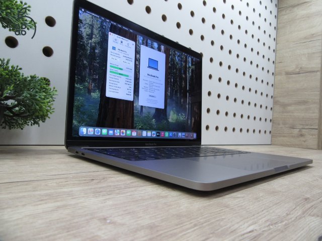 Apple Macbook Pro 13 - 2018/2019 - Használt, szép állapot