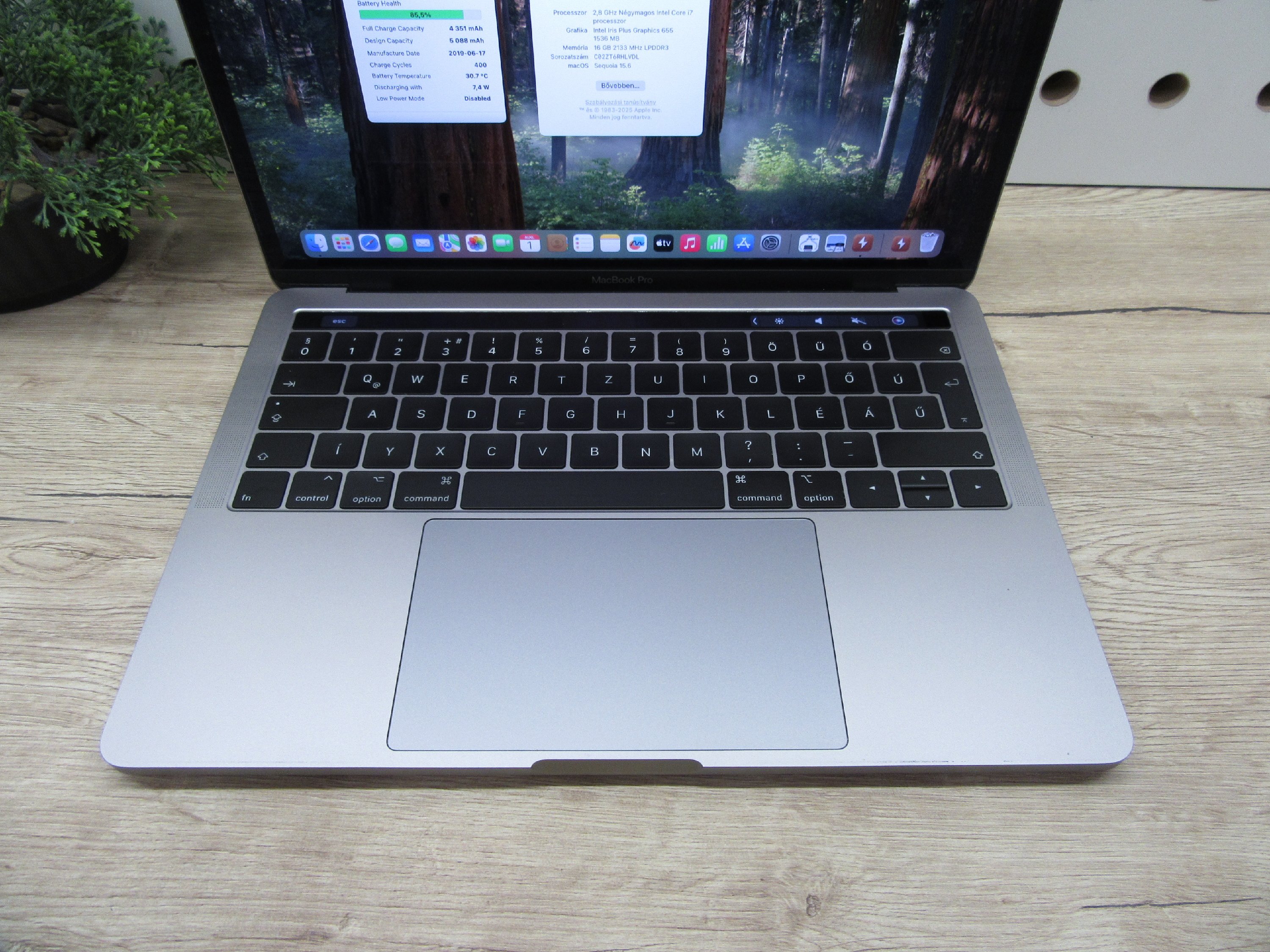 Apple Macbook Pro 13 - 2018/2019 - Használt, szép állapot
