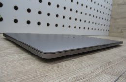 Apple Macbook Pro 13 Touchbar - 2020 - Használt, szép állapot