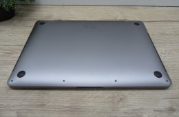 Apple Macbook Pro 13 Touchbar - 2020 - Használt, szép állapot