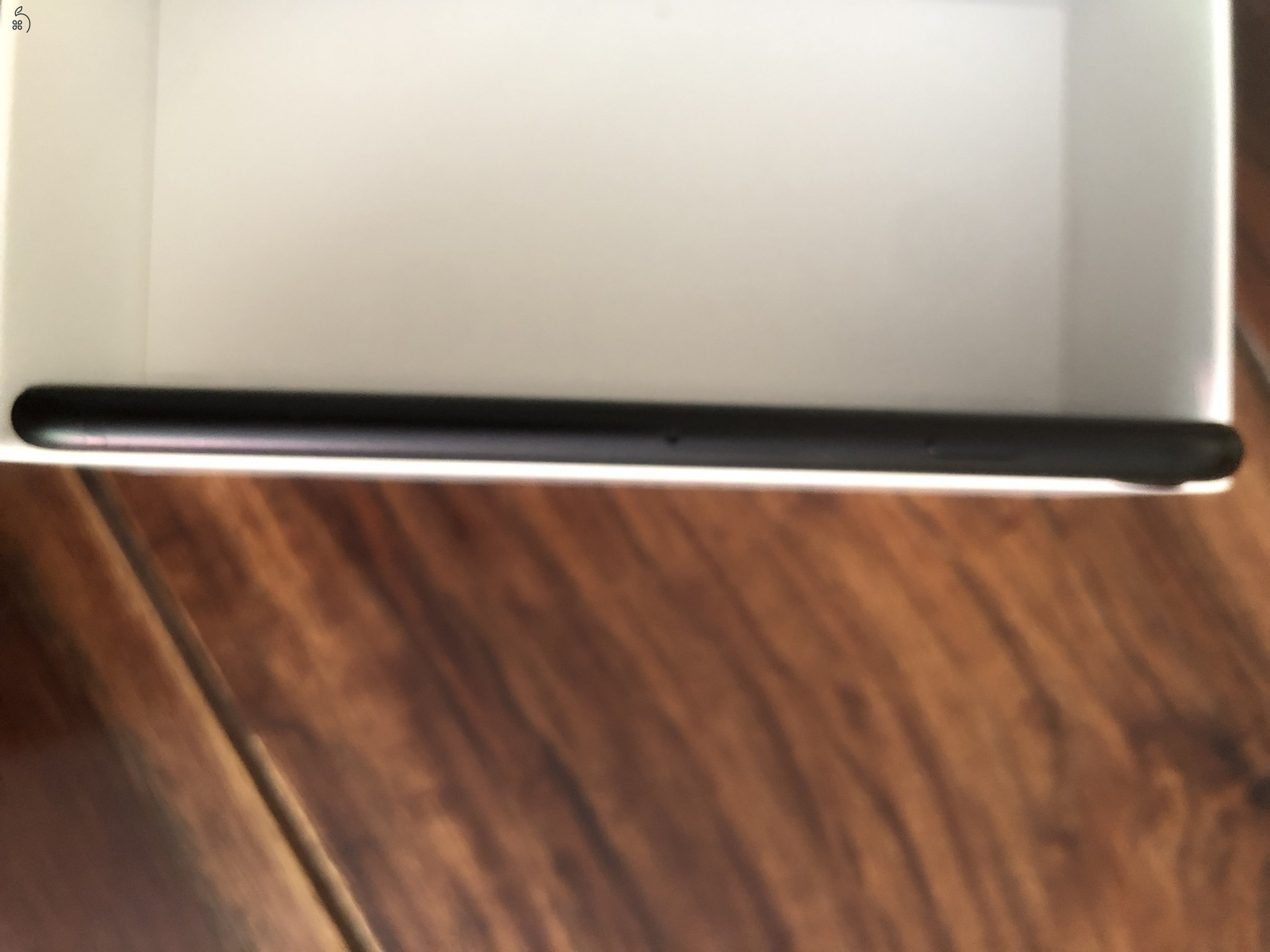 Eladó Apple iPhone SE 2020 – 128 GB – Fekete 