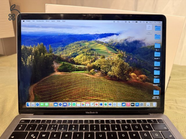 MacBook Air (2020) M1 – Space Gray | 256 GB SSD | 8 GB RAM